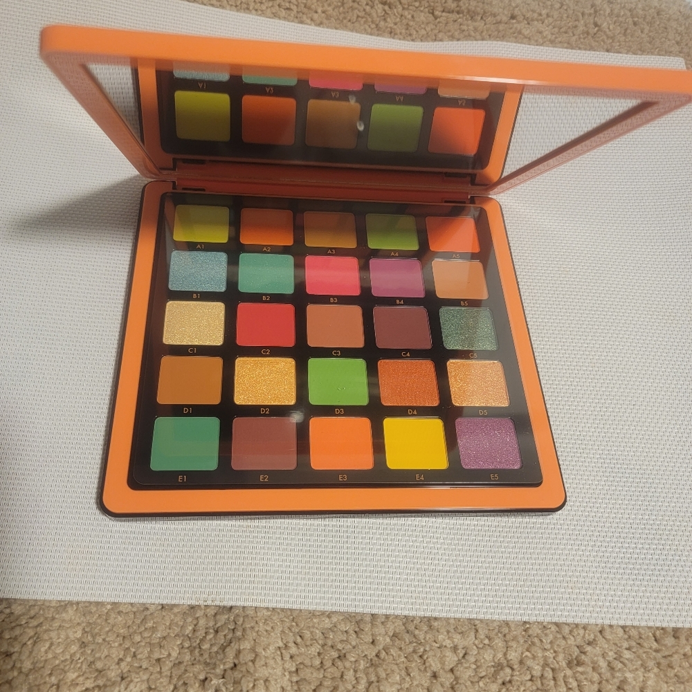 Makeup - Picture 6 of 6